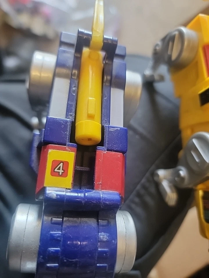 Voltron Lion Force моторизованные синие и желтые львы винтажный 1998 LJN фигурки - Изображение 4 из 4