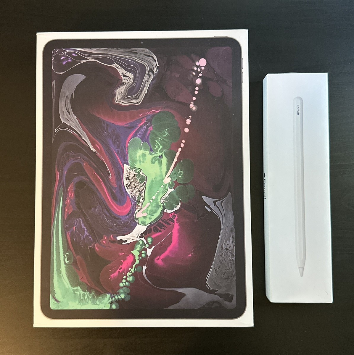 Apple iPad Pro 11” 2018 64GB Space Gray. w Apple Pencil 2 +