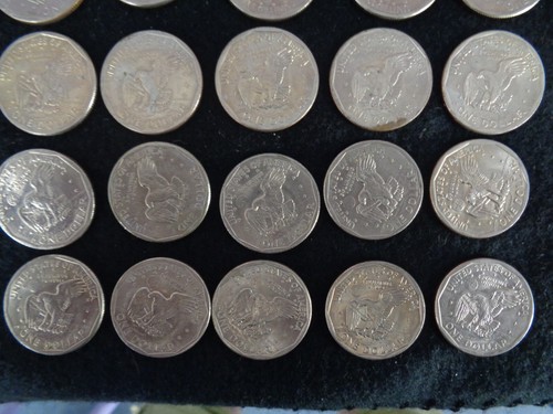 Lot of 90 Uncirculated 1979-P &D Susan B Anthony Dollars - Picture 14 of 14
