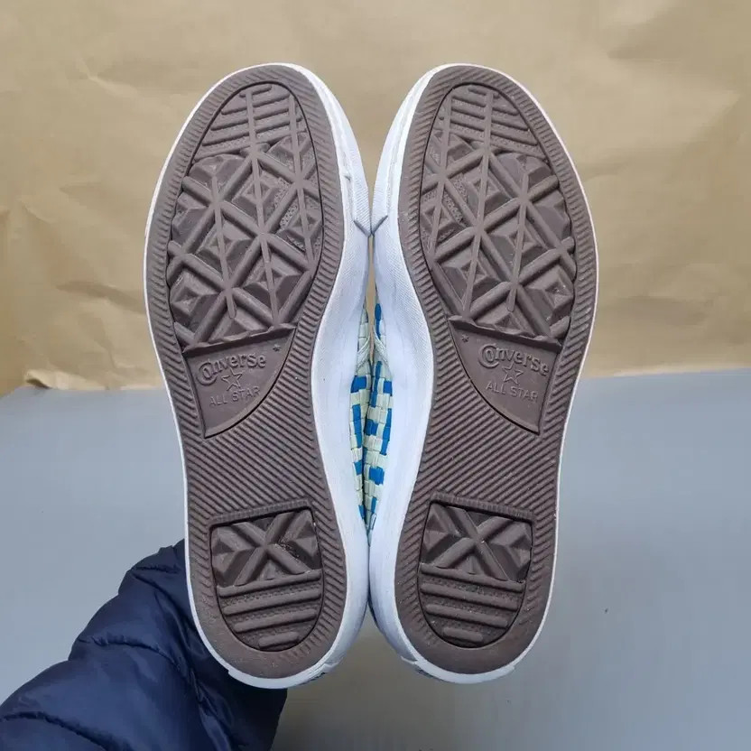 Converse Multi-Color Woven Women's Slip-On Shoes - Size 230 thumbnail 6