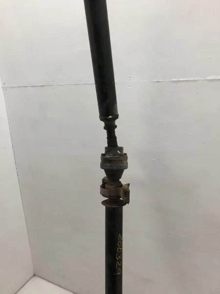 01-05 TOYOTA RAV4 2.0L 4WD AT REAR DRIVE SHAFT ASSEMBLY  - Image 4 of 4