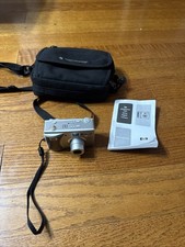 Hp Photosmart 930 Digital 5.3mp with power charger & SD 