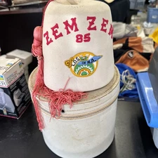 Vintage Red Zem Zem Masonic Tasseled Fez 85 LAKEWORTH FLA IN HAT CASE