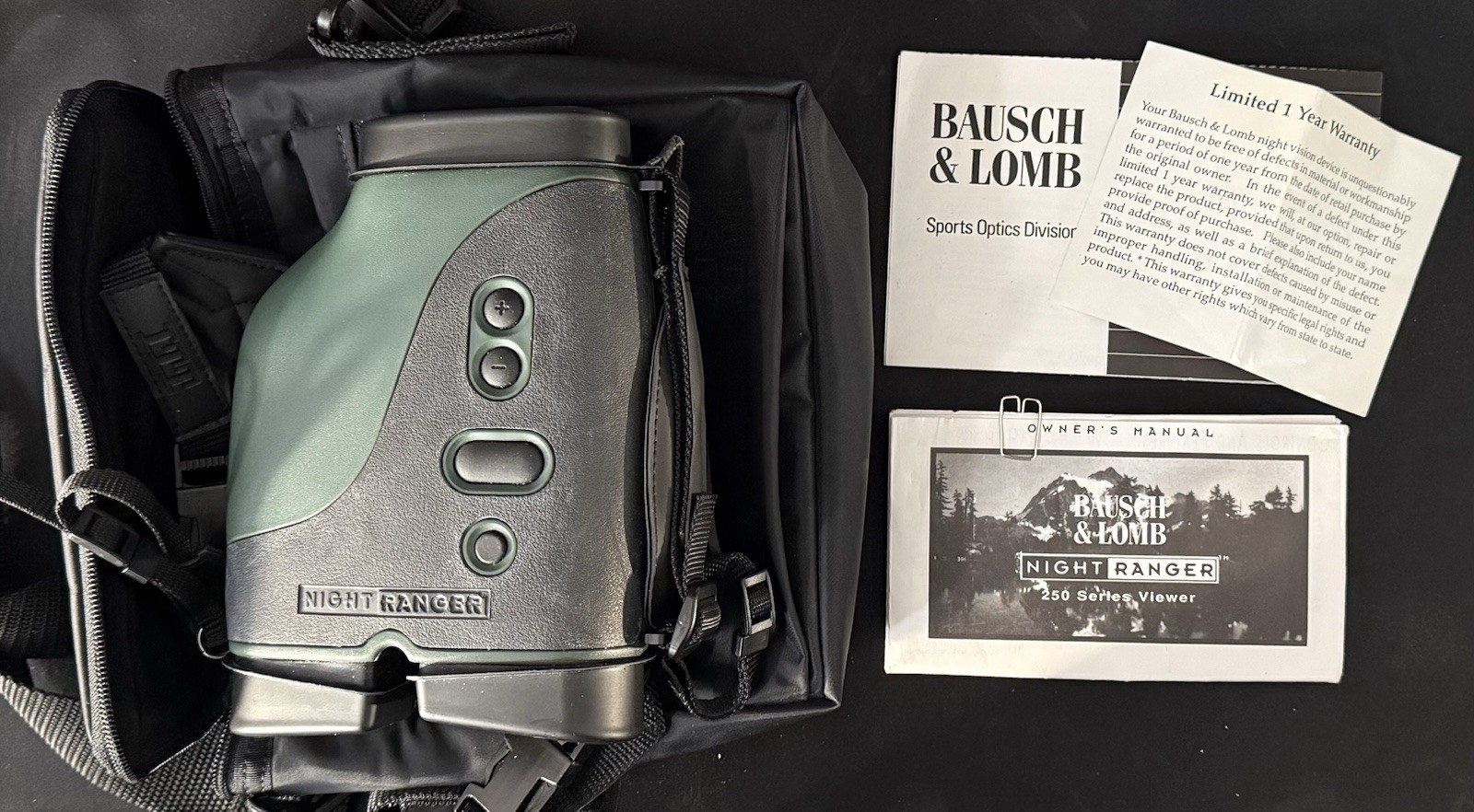 Biocular With Case