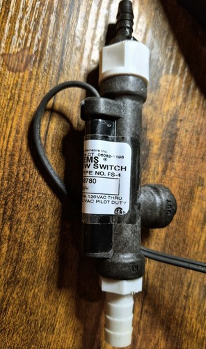Gems Sensor FS-4 Flow Switch 148780 120-240VAC 6.0GPH