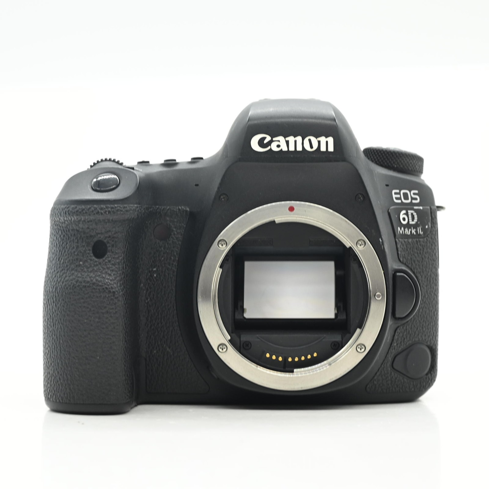 Canon EOS 6D Mark II 26.2MP Digital SLR Camera Body #035