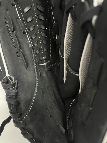 Guanto da baseball softball Louisville Slugger Genesis serie 1884 13,5" - Foto 14 di 14