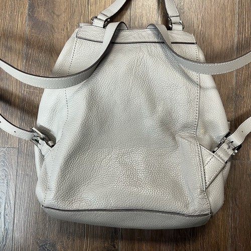 Michael Kors Riley Estrás Tachonado Gris Guijarro Cordón Cuero Mochila - Imagen 5 de 10