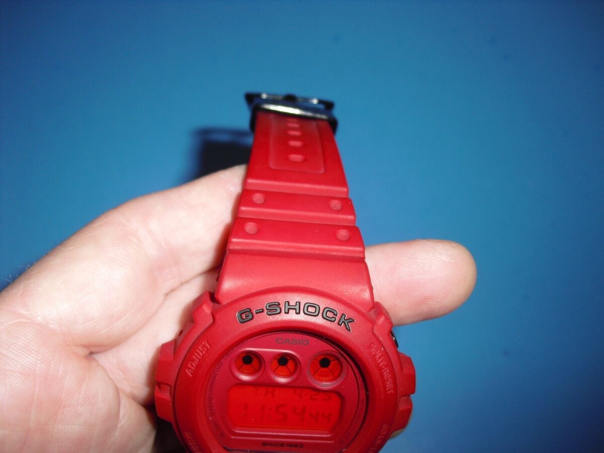 Casio G-shock DW6935C 35th Anniversary Limited Edition Rose Casio G-shock DW6935C 35th Anniversary Limited Edition Rose