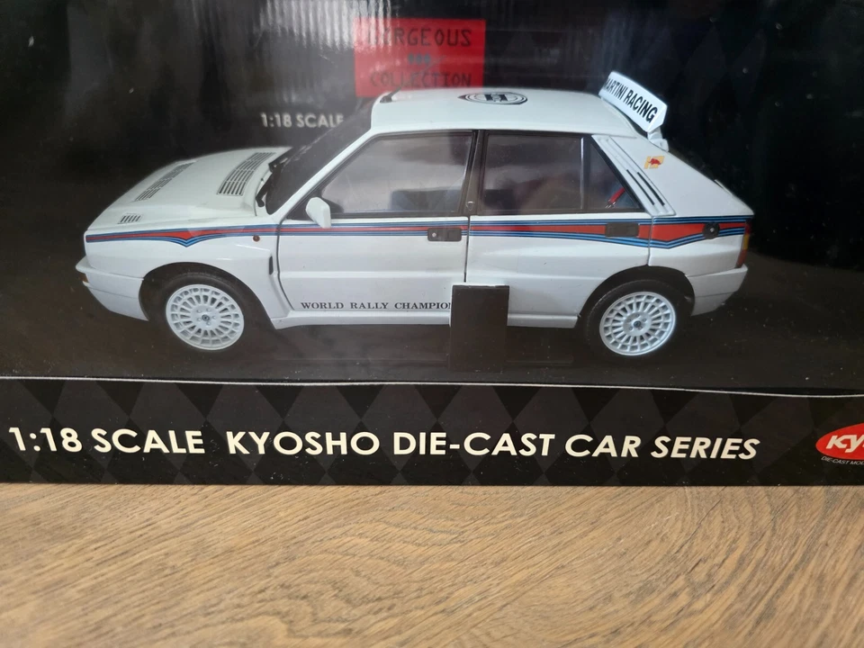 NEW NEUF Kyosho 1/18 Lancia Delta HF Integrale 6 White Martini 08344A - Photo 2/4
