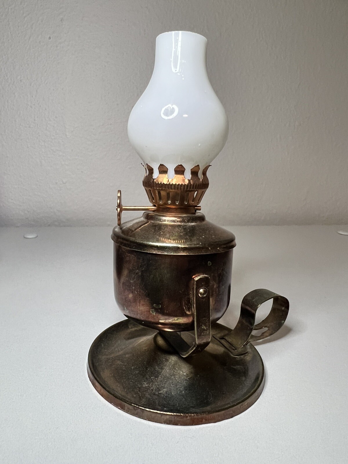 Mini Blue And White Glass Copper Castle Oil Lamps Made In Hong Kong 4.5