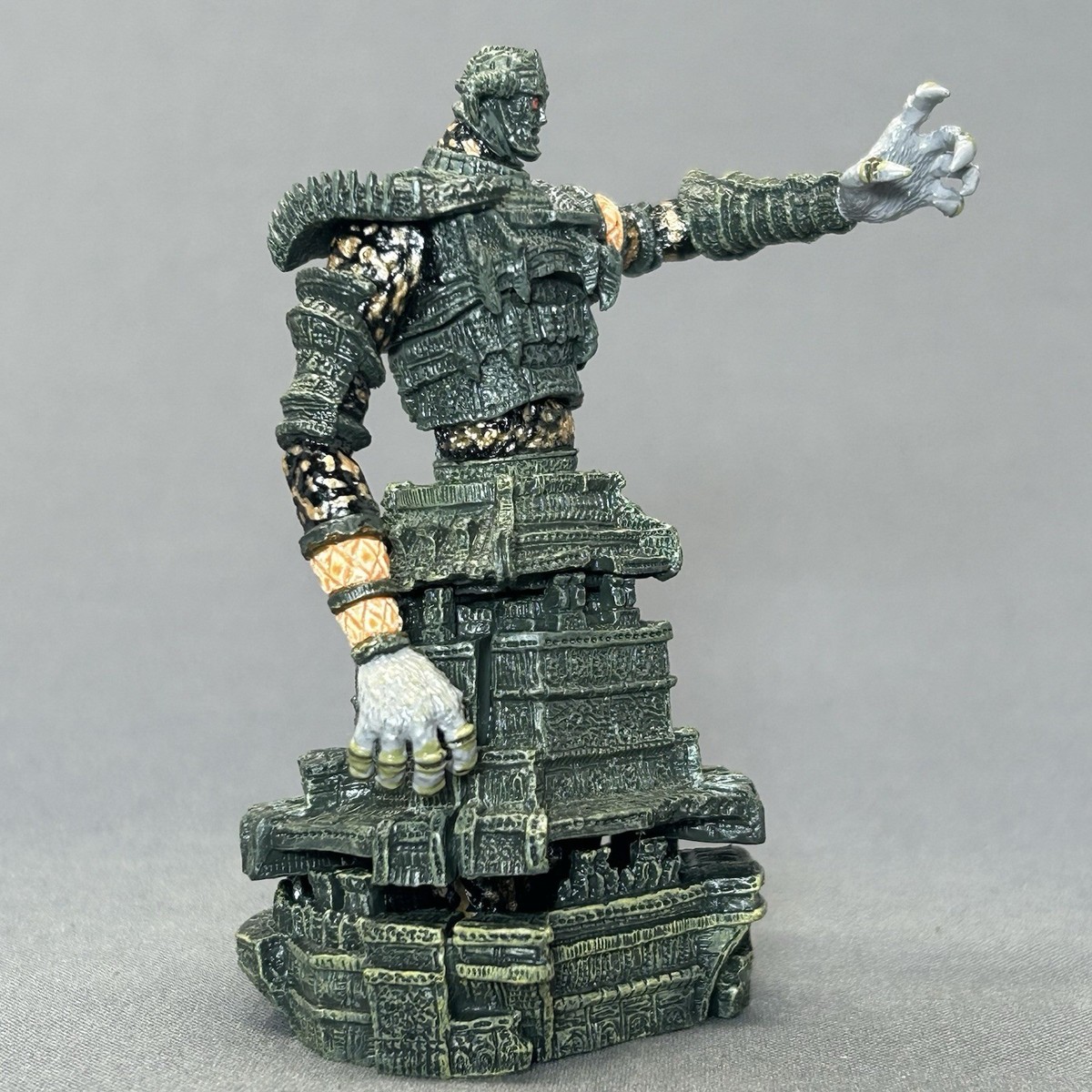 Shadow of the Colossus One Coin Grande Figure Malus 16th Colossus Kotobukiya