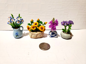 Lot of 4 Handmade Dollhouse Miniature Flowers In Pots & Basket 1/12