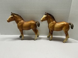 Lot (2) Vintage Breyer Traditional Clydesdale Foal Horses Figures Pre-Owned 