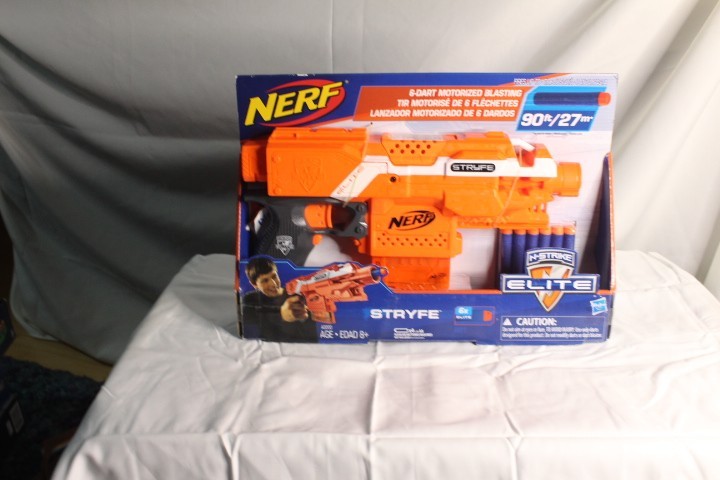 Nerf N-Strike Elite Stryfe Orange 6 Blue Dart Motorized Blaster