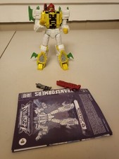 Transformers Generations Legacy Voyager G2 Universe Jhiaxus