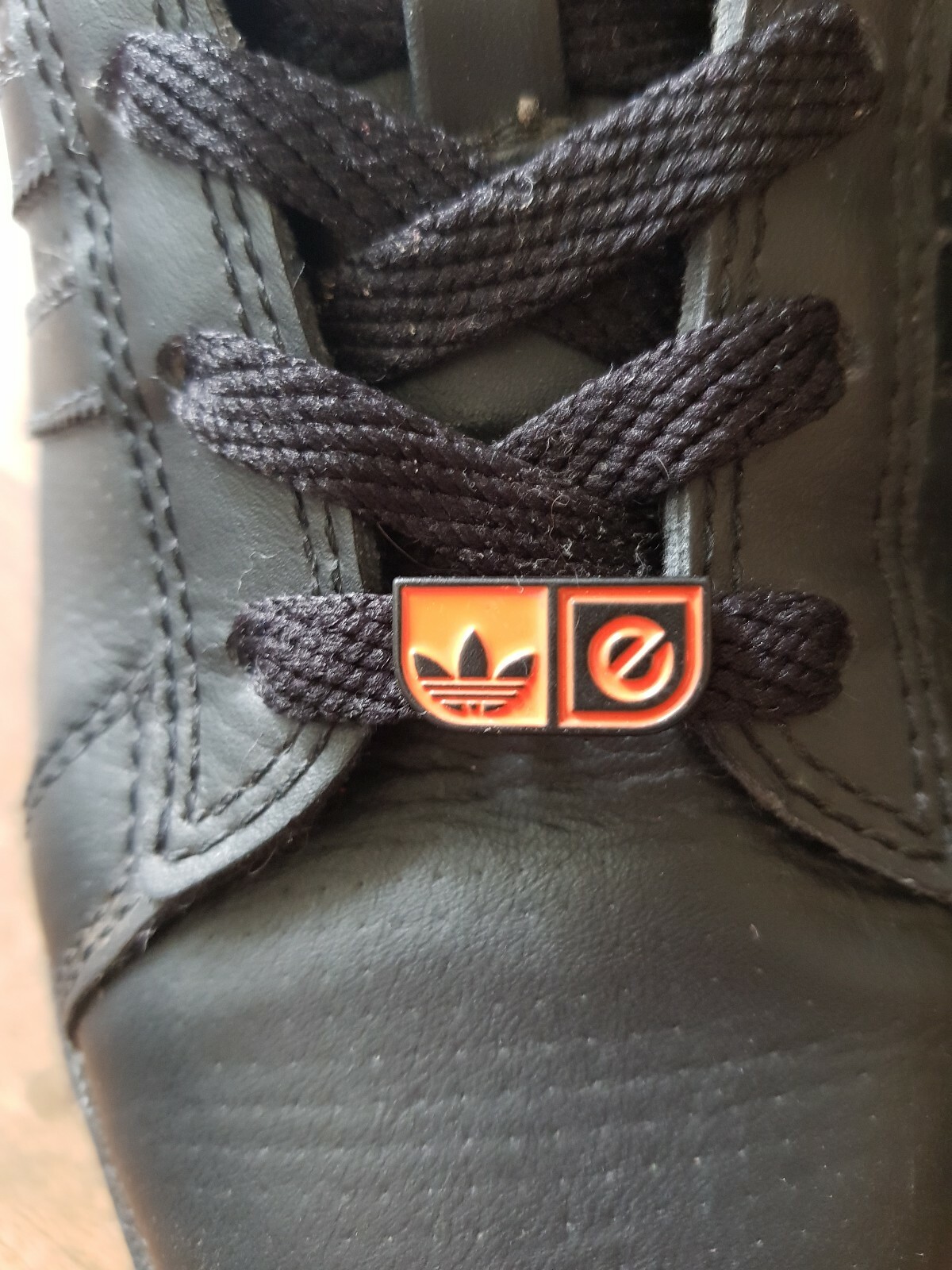 Adidas Evolution ladies trainers size 2uk in black and orange rare 2010 editions image 2