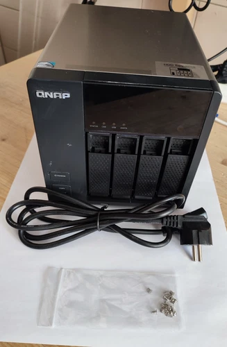 QNAP TS-469L 2.13 GHz 1GB RAM Server NAS 4 x BAY - ohne Festplatten