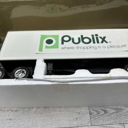 EZTEC Remote Control Semi Truck Publix 18-Wheel Hauler 18” Long Open Box Works - Picture 14 of 23
