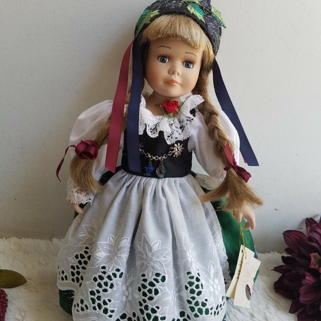 schneider handmade dolls