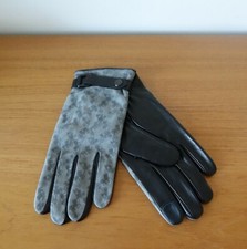 COACH HORSE AND CARRIAGE TECH NAPA GLOVES IN GREY COLOR. NWT