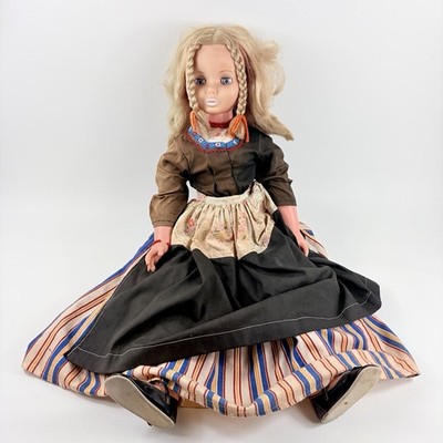 Uneeda Walk With Me Doll 1973 Playpal Blonde Blue Eyes Scandinavian Folk Dress