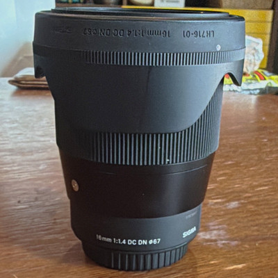 Sigma 16mm f/1.4 DC DN Wide Angle Lens for Sony E-Mount, 67mm Filter