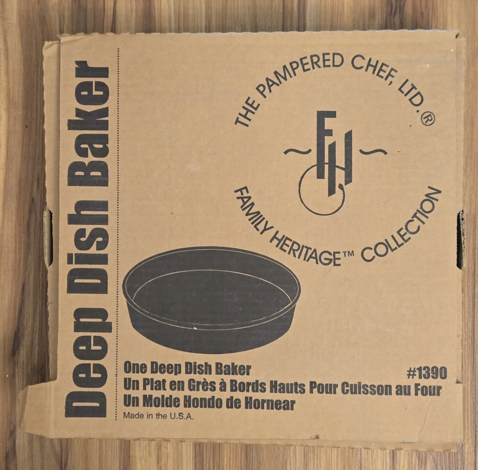 The Pampered Chef LTD 11" Round Deep Dish Stoneware Baker New With Box 065
Opens in a new window or
