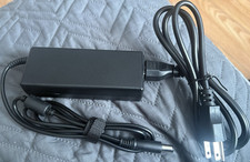 Universal 19V 4.74A AC Laptop Power Adapter Charger Black