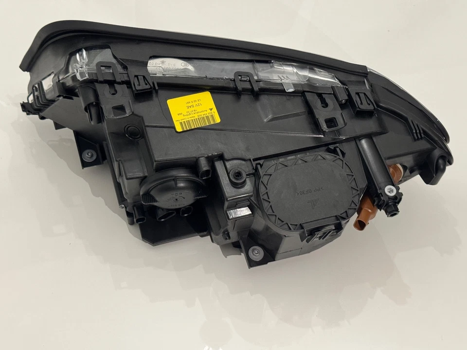 Комплект передних правосторонних фар Magneti Marelli — подходит для BMW 325Ci и 330Ci - Изображение 4 из 4