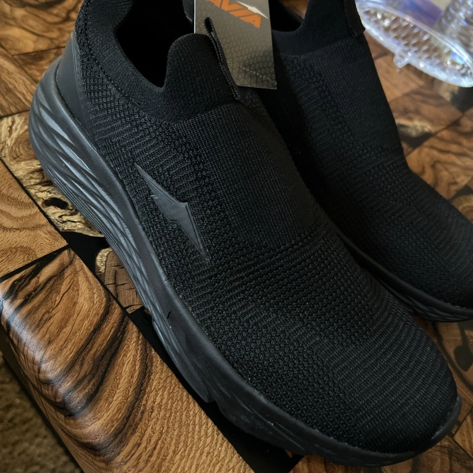 Avia Women’s  Slip Slip-On Athletic Sneakers Black- 9 1/2 Wide Width - Image 4 of 4