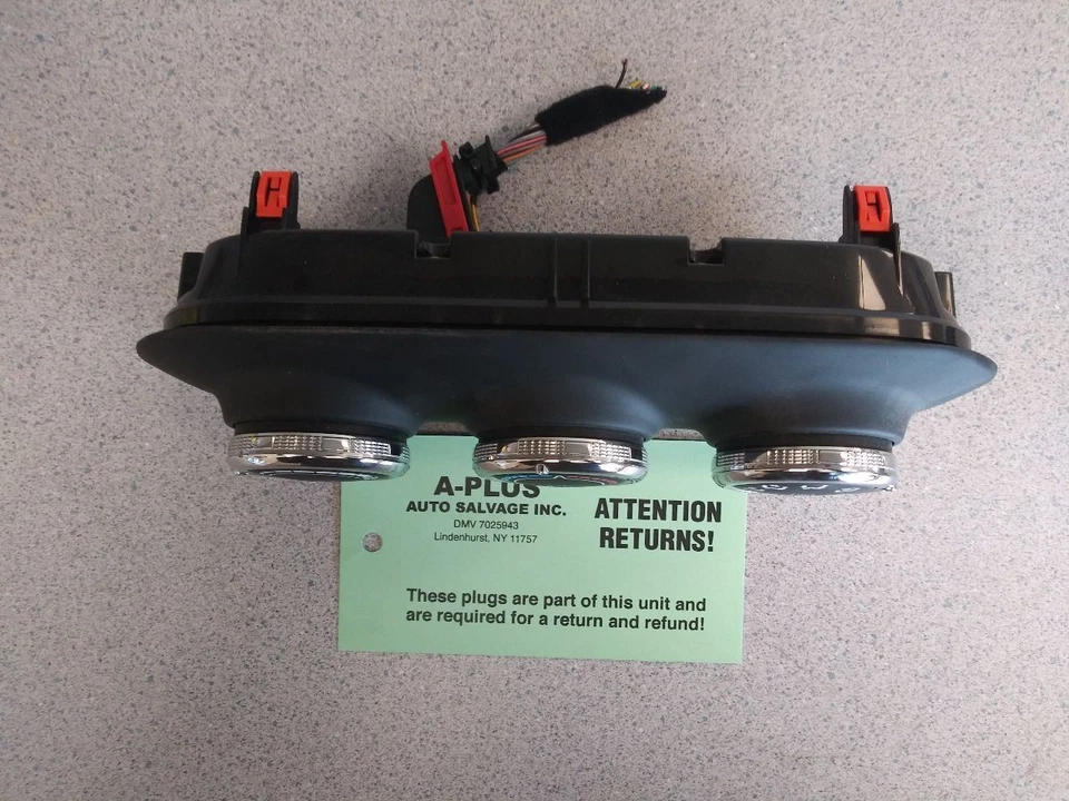 2015 Jeep Renegade OEM Temperature Control Panel Fits 15-16 - Image 2 of 4