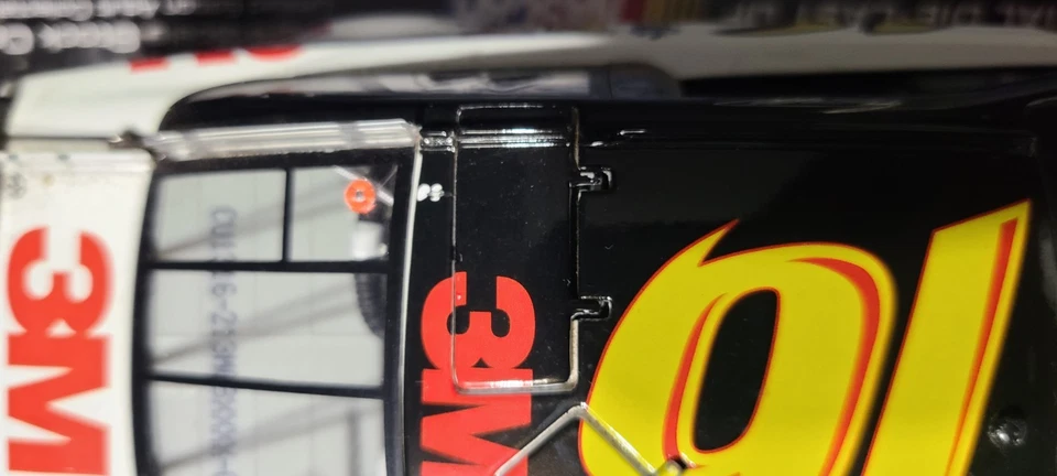 AUTOGRAFIADO GREG BIFFLE - #16 3M INNOVATION 2013 FUSIÓN - ROUSH - 1:24 Ver Desc Foto 4 de 4