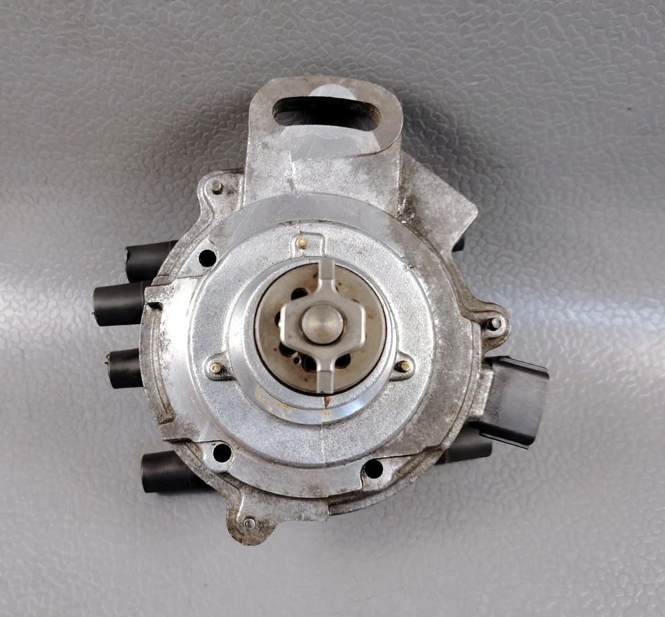 MAZDA BONGO FRIENEDEE SG J5-D 2.5 IGNITION Distributor ASSEMBLY OEM J503 18 200 - Image 3 of 4