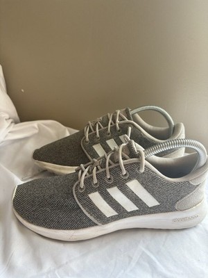 Women s Adidas Cloud foam Racer Qt Gray And White Sneakers Size 6.5