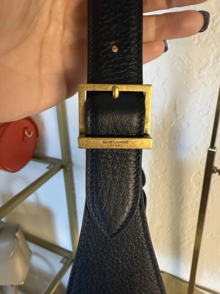 Hobo flexible de cuero pequeño Saint Laurent Le 5 a 7 Foto 4 de 4