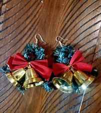 Christmas Bow Ribbon Red Jingle Bell Charm Earrings NEW