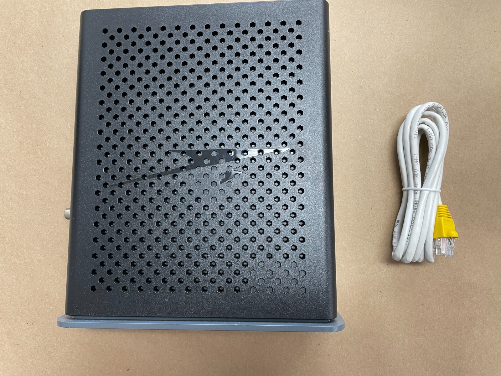 Arris DG3450 Docsis 3.1 Cable Gateway Modem/Router Black (No Power Cord
