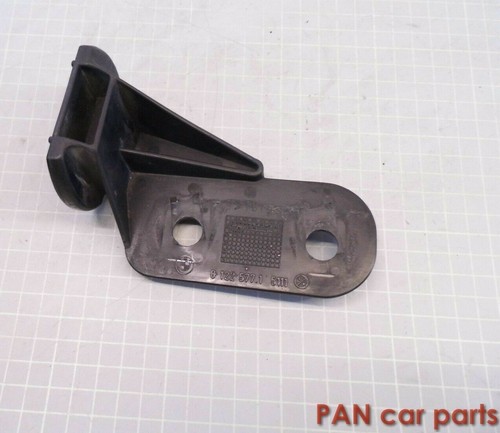 BMW E36  ´90 - ´92, Halterung Stossstange links vorne 8122577.1 5111
