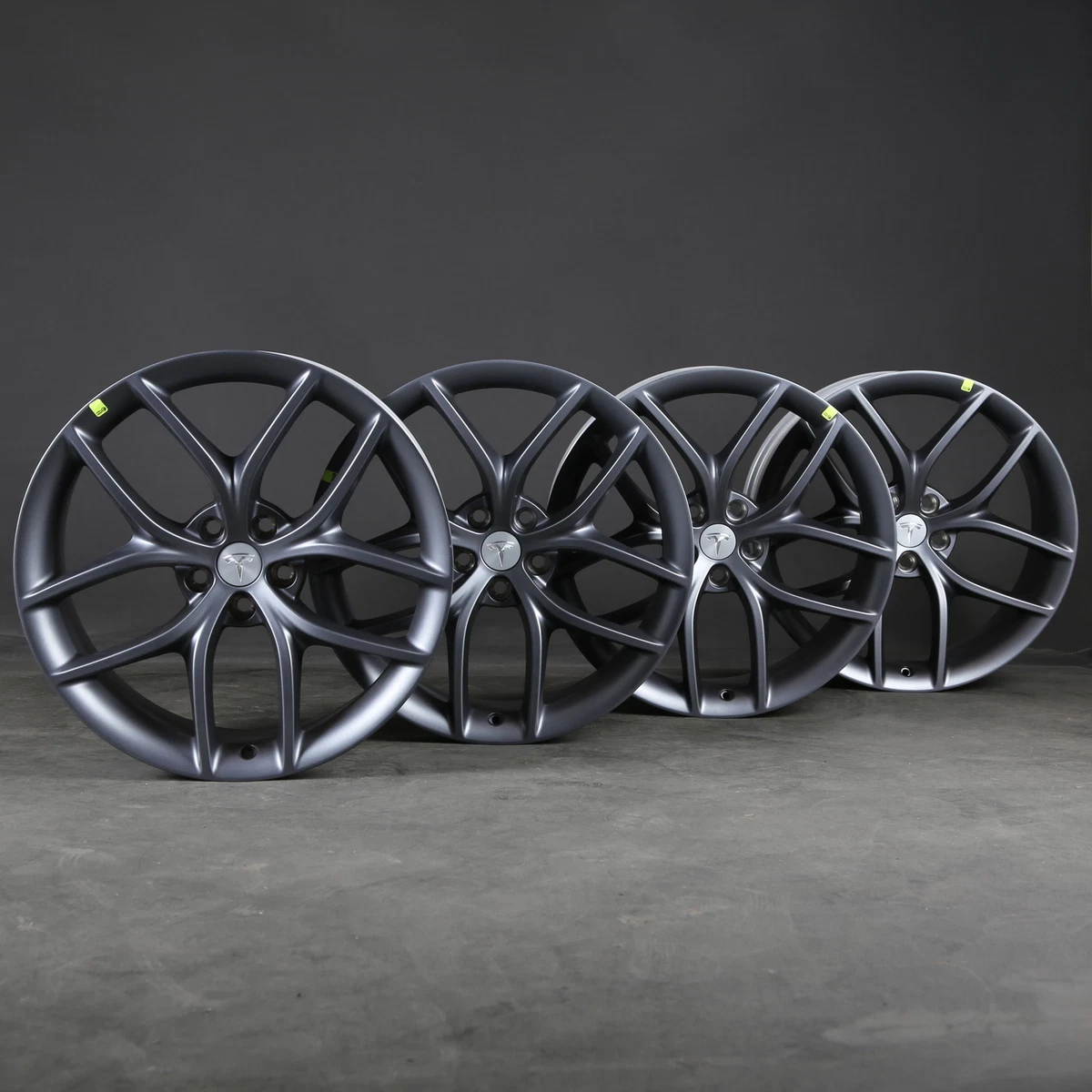 20 Inch Original Tesla Model 3 5YJ3 Performance Zero G Track 1044242-00-A Rims