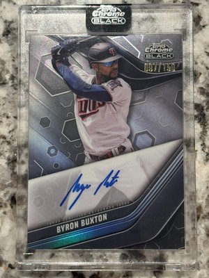 2023 Topps Chrome Black Byron Buxton AUTO /150