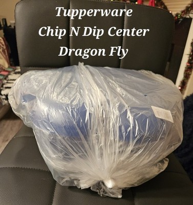 Tupperware Chip N Dip Bowl Container Divided Lid with Dip Bowls in Dragonfly New