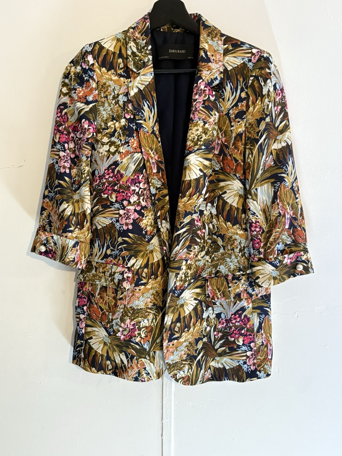 Zara Basic Women’s Satin Effect Blazer In Tropica… - image 14