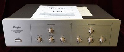 Accuphase F20 Monitoring Equipment 100V JP w/NTI-200 Step-Up/Down Unit