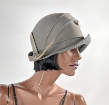 20s Vintage Brimmed Cloche Hat Gray Felt Pleated Flapper Large w Marcasite Hatpi