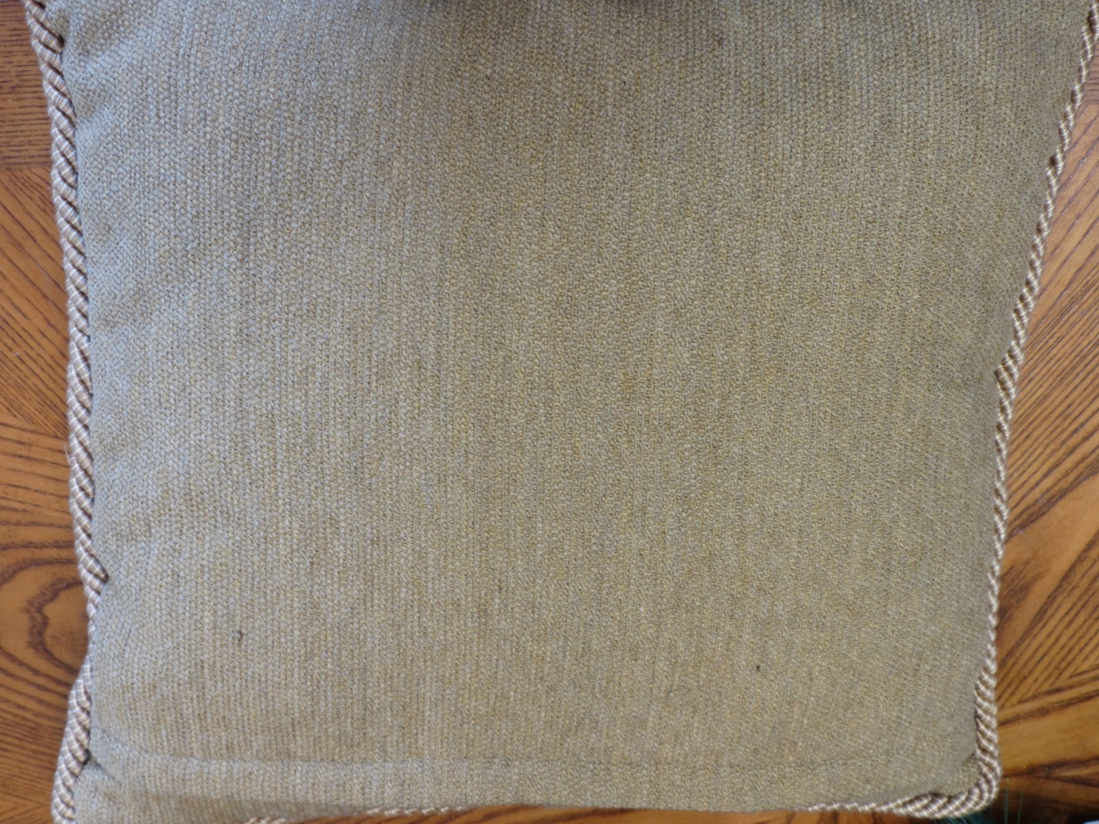 Elizabeth Bradley Pastoral Needlepoint Cushion – Completed Throw Pillow 16"×16"