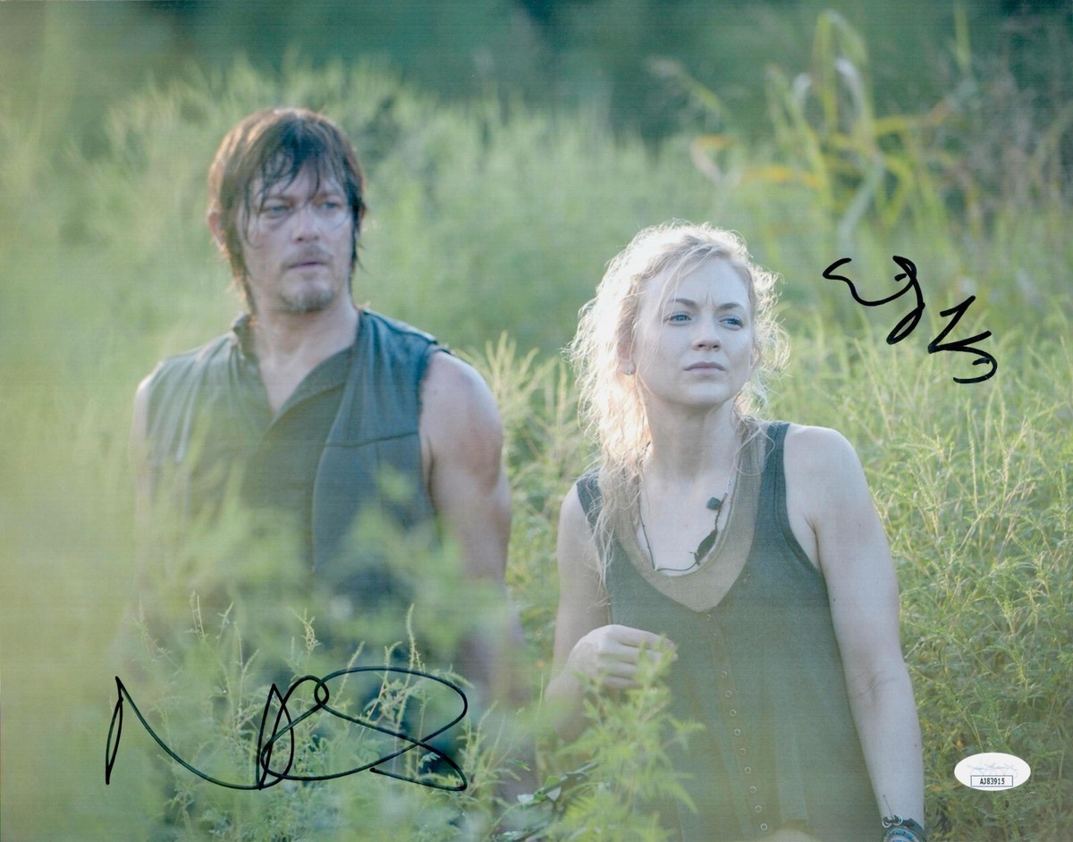 NORMAN REEDUS & EMILY KINNEY Signed 11x14 WALKING DEAD Autograph