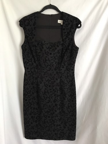 Stunning Black Flocked Harlow Dress Size10 - Picture 3 of 6