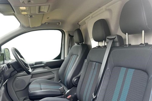 2024 Ford E-Transit 320 Sport AUTO L1 SWB RWD 160kW 65kWh Low Roof, HEATED FRONT - Picture 10 of 24