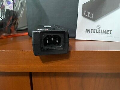 Intellinet Power over Ethernet (PoE) Injector (524179)